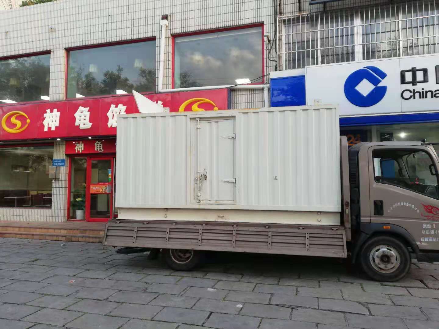 太湖出租发电机-柴油发电机组错误的启动方式