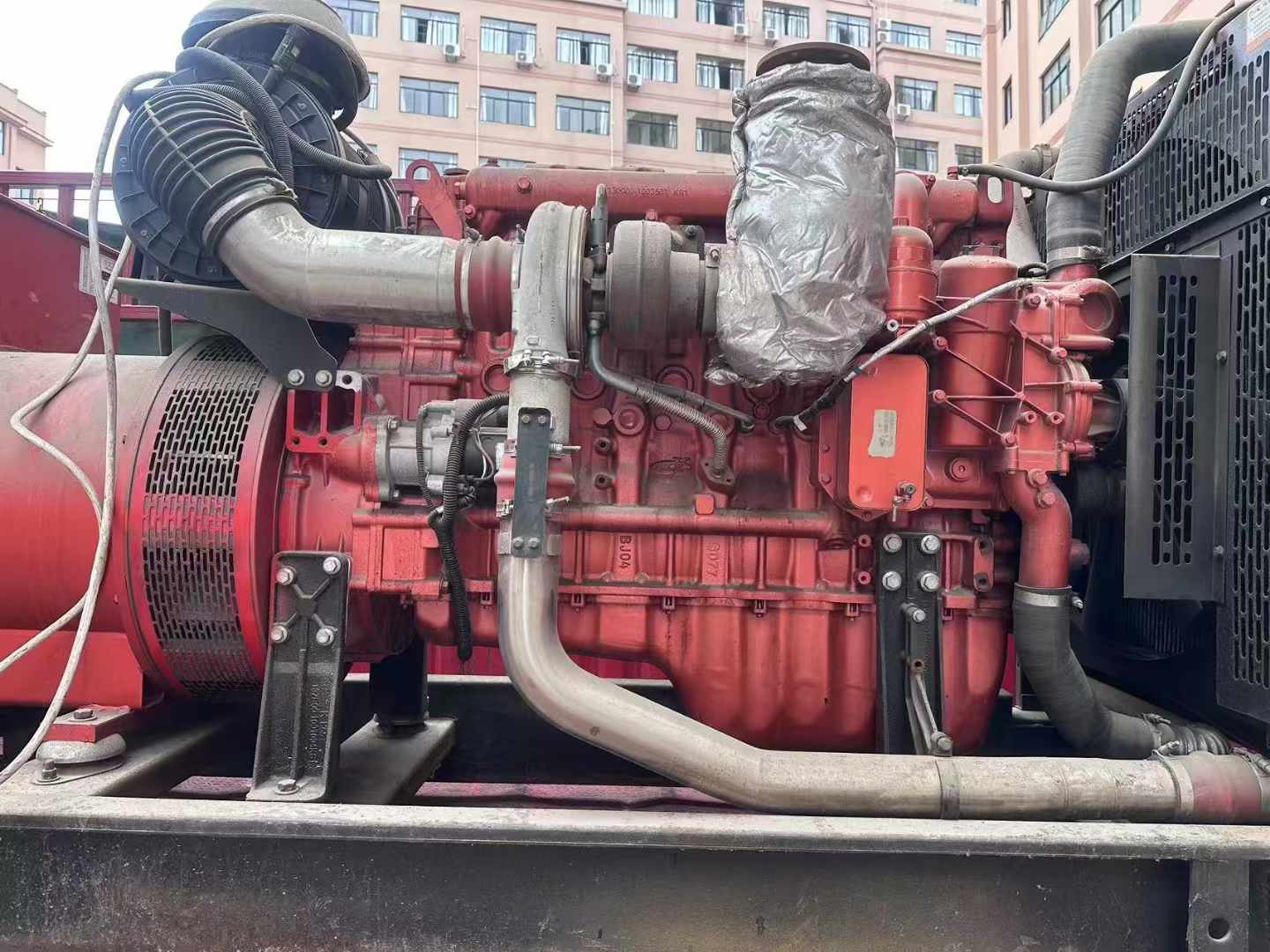 太湖如何选择适合 600kW 柴油发电机组的过载保护器？
